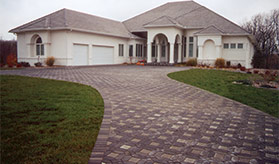 Patio Pavers and Hardscapes in Kansas City | Stone Solutions